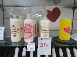 370 Posten Glückwunsch-Kerzen aus Liquidation