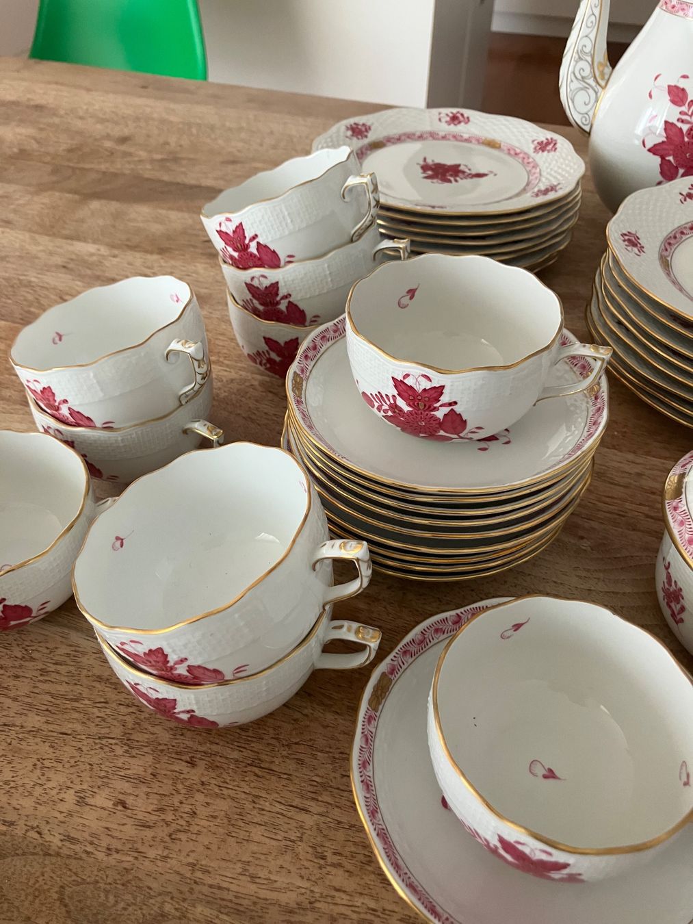 Set di piatti: Herend Kaffeeservice, handbemalr, 40 teilig. – Usato da St. Gallen venduto da Puntos 1