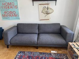 Graues sehr bequemes IKEA Sofa