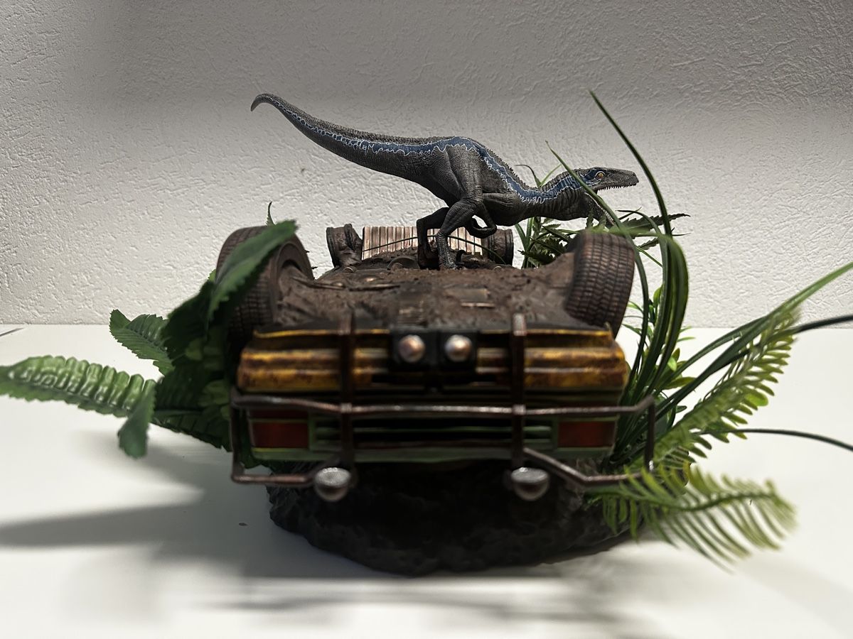 Statuette: Jurassic World: Blue, Iron Studios Deluxe, 1/10 Scale – Usato da Herznach venduto da SusanneB0102 8