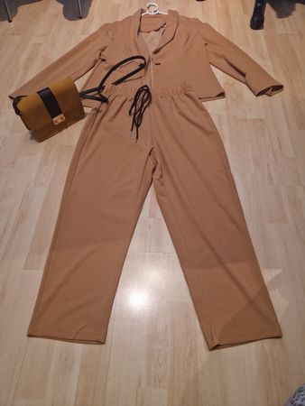 Schicker Damen Hosenanzug Gr. M beige/braun Herbststyle