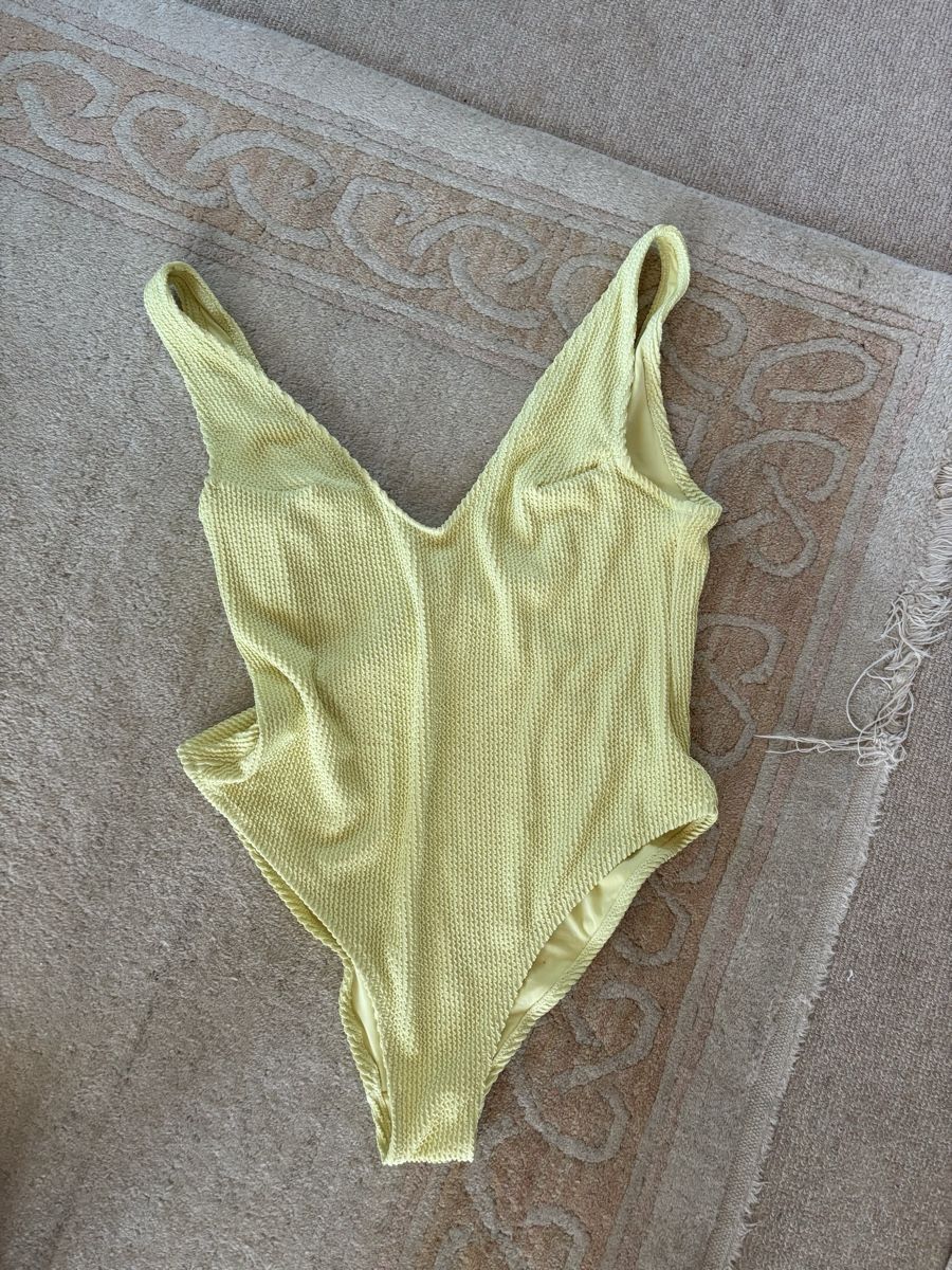 H&M Badekleider & Bikinis: Badeanzug  – Neu (gemäss Beschreibung) aus Eggersriet von car_w5cl