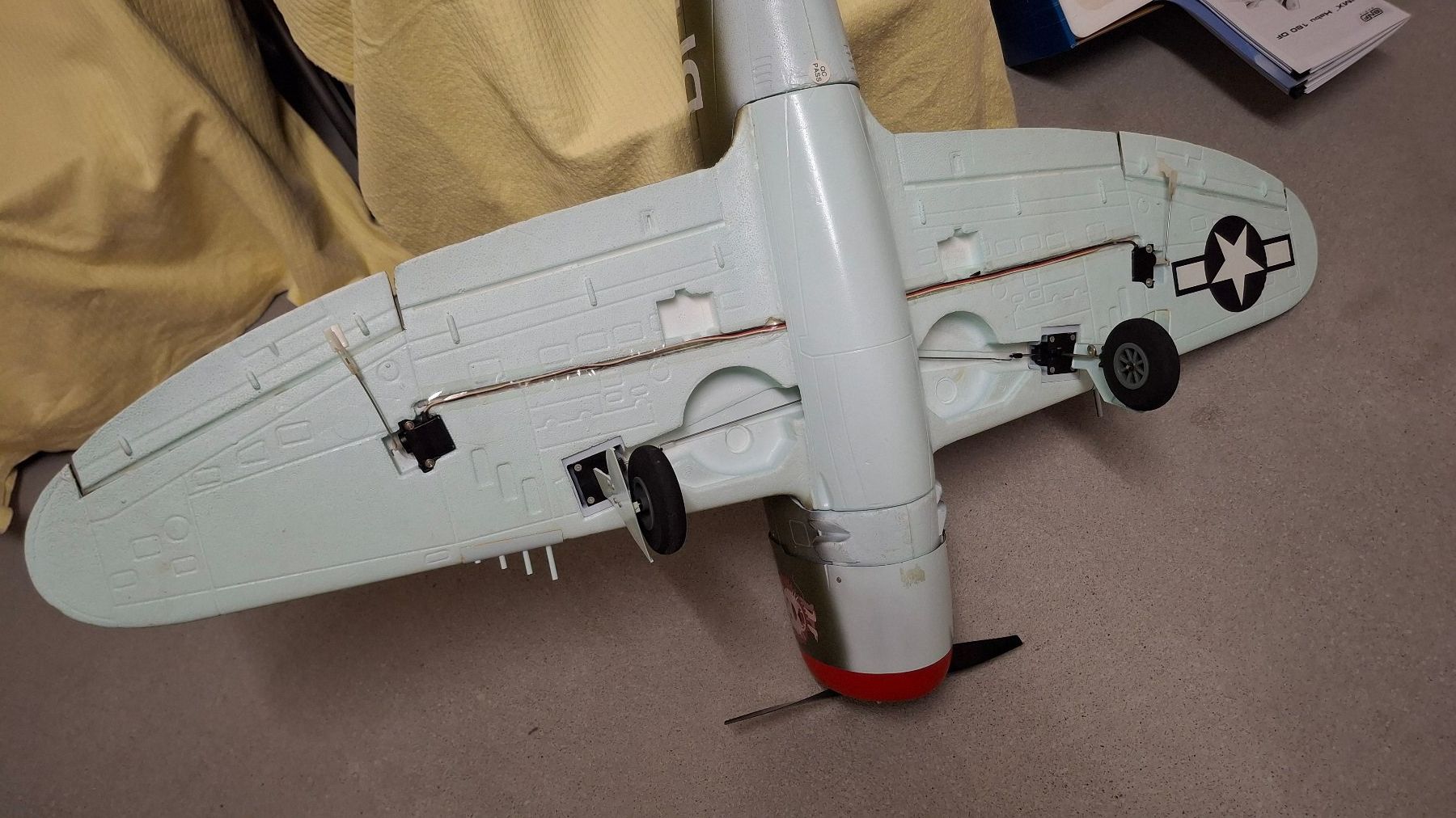 RC Kits de montage: "P-47 Thunderbolt" – Neuf (Voir description) à Rafz par Tasmaniette 4
