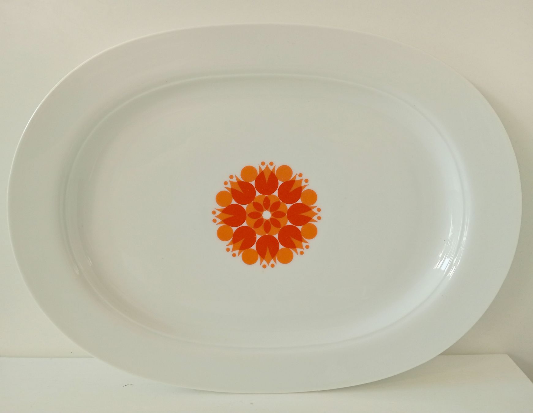 Piatti di portata: Thomas Rosenthal Pinwheel Orange Servierplatte Midcentury M – Usato da Allschwil venduto da Evgeniia78
