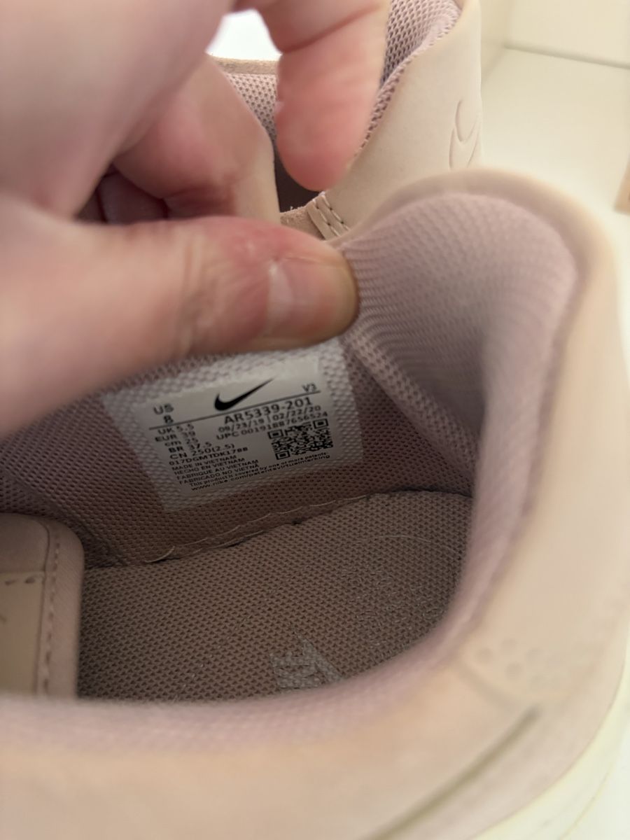 Nike Scarpe da donna: Nike Air Force 1 Damen – Usato da Basel venduto da Brunner.T 4