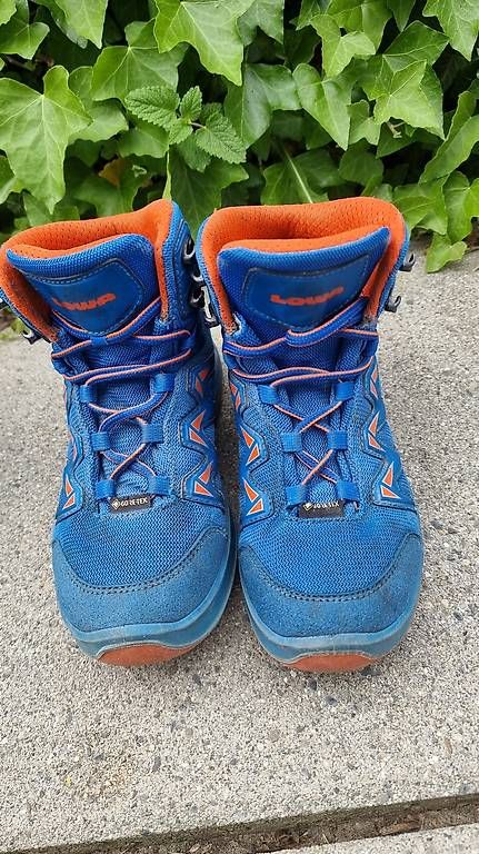 Scarpe per ragazzi: Lowa Wanderschuhe 32 – Usato da Rothenburg venduto da enya123 1