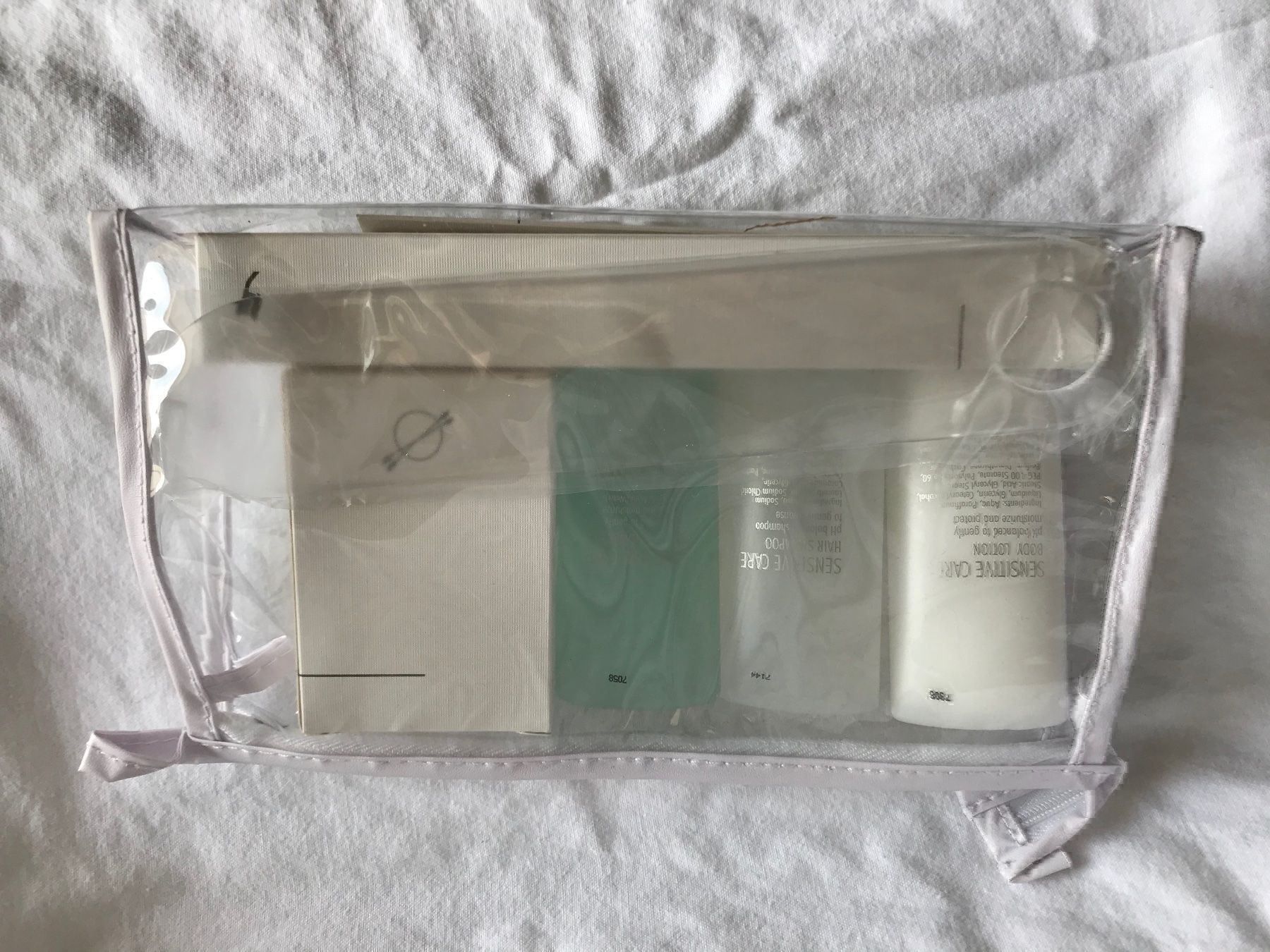 Prodotti di pulizia: 2 Pflege-Sets "White Tea" und Galimard – Nuovo e nell'imballaggio originale da Basel venduto da Solaia28 7