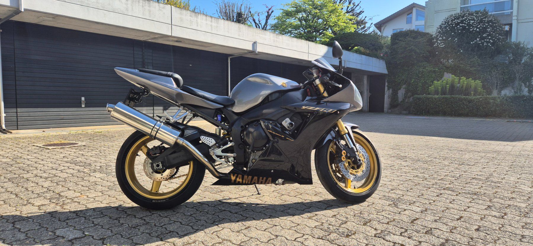 Yamaha Strada: Yamaha R1 2003 – Usato da Coinsins venduto da hen_fwm7 5