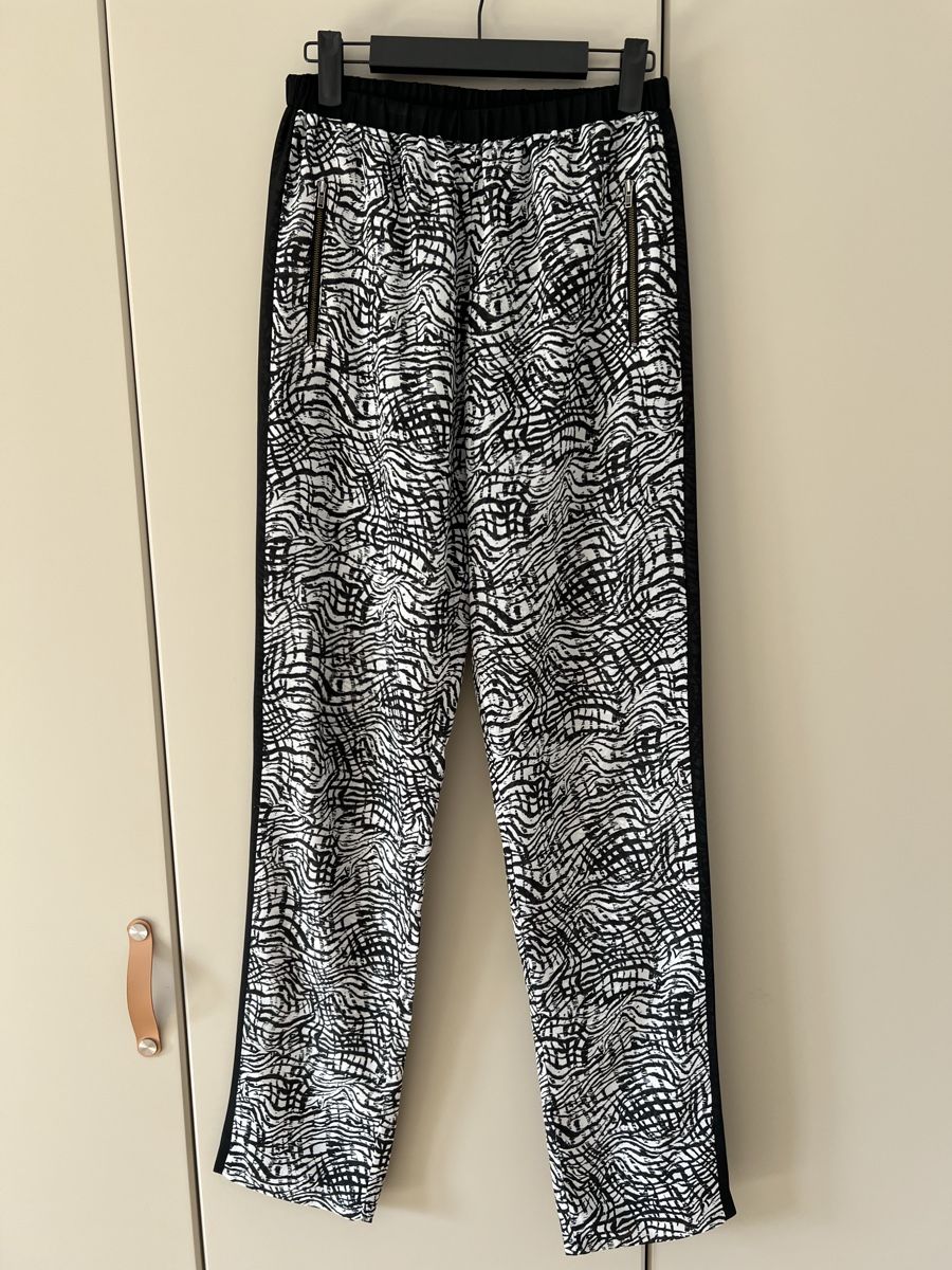 Iro Pantaloni: Iro trousers with print  – Usato da Zollikon venduto da jud_cmm9