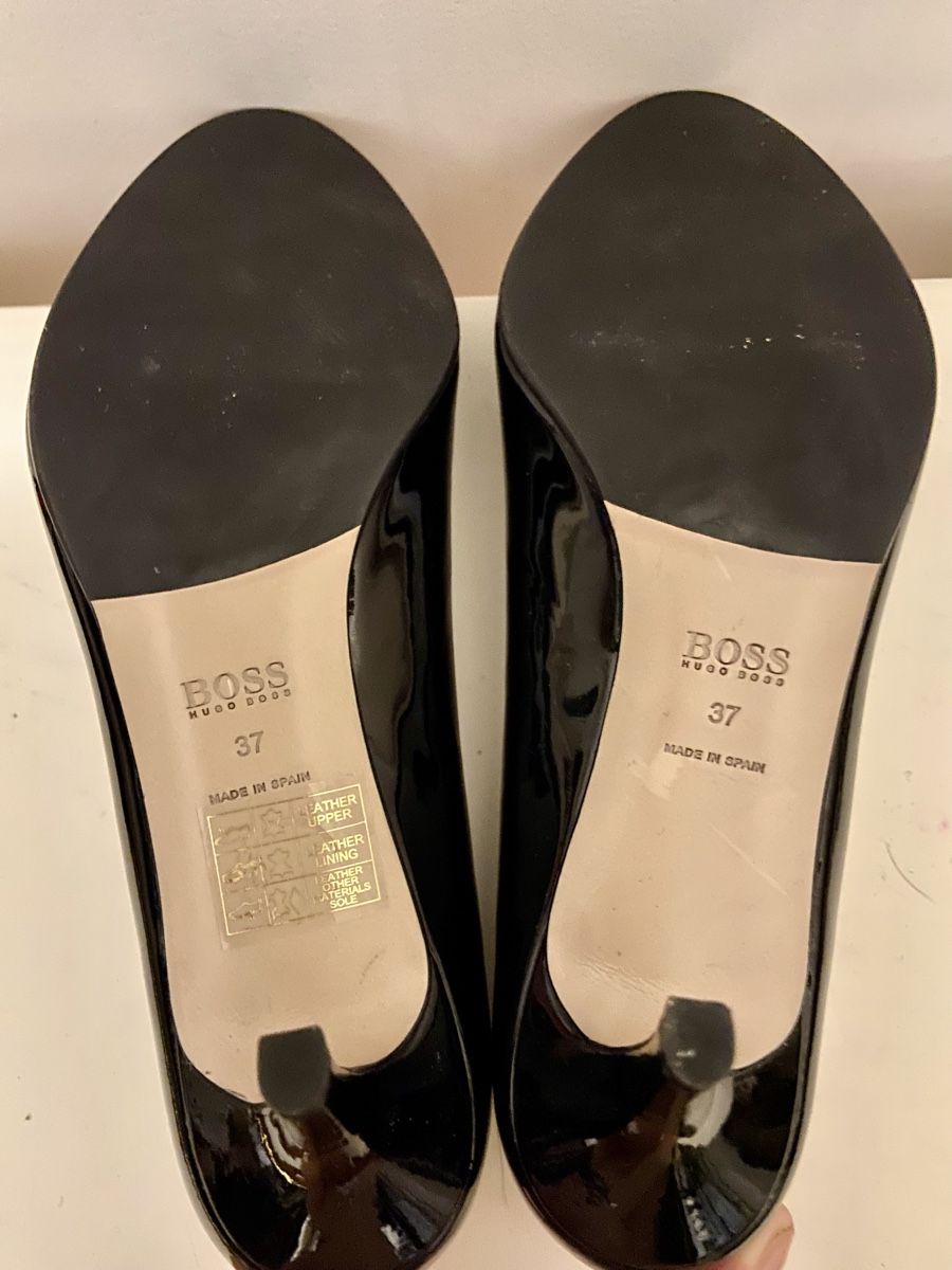 Hugo Boss Scarpe da donna: BOSS Schwarze Lack Pumps Gr.37 – Nuovo (secondo la descrizione) da Zürich venduto da Unique2400 5