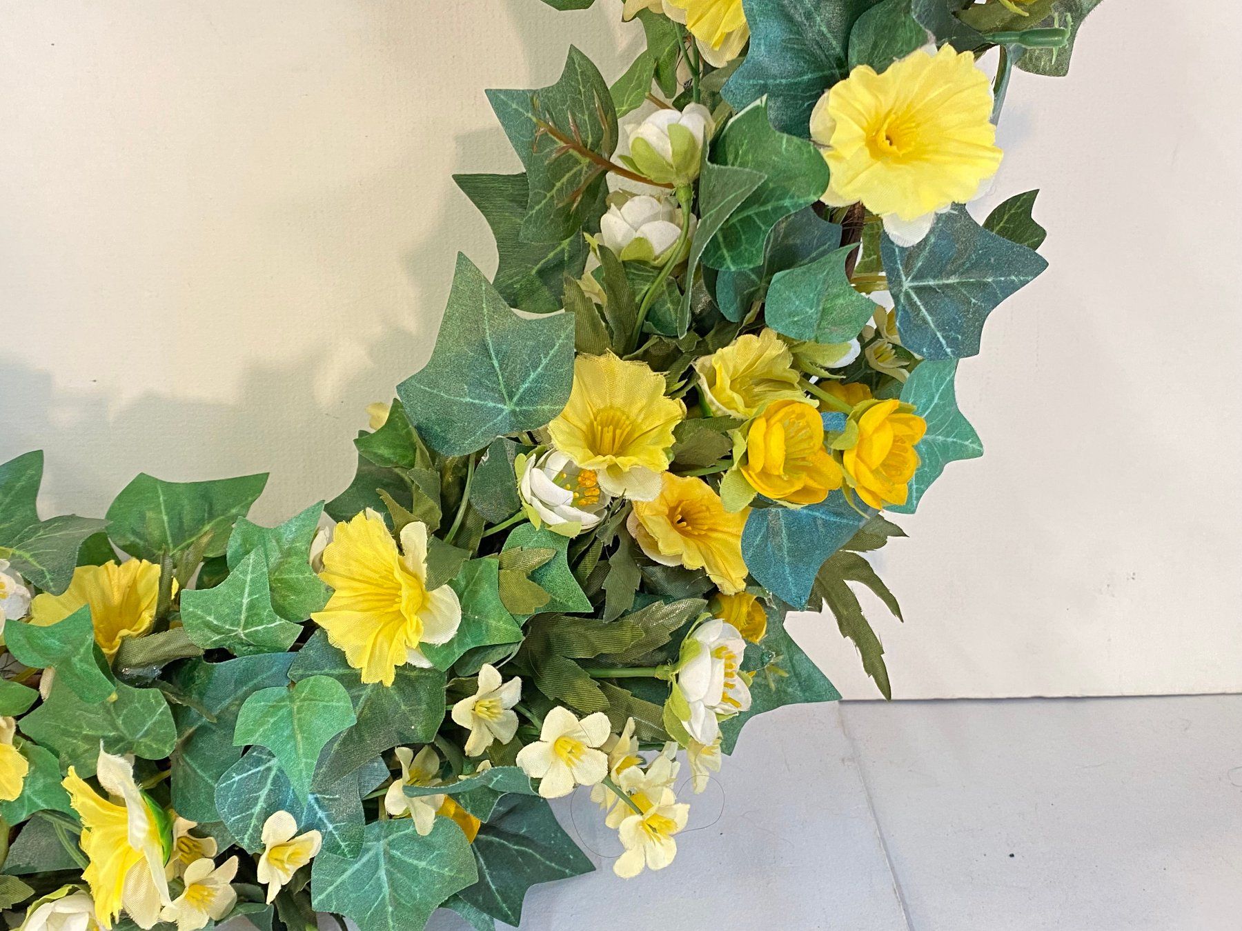 Toutes les décorations: Künstlicher Blumenkranz – D'occasion à Schaffhausen par VintageCity 5