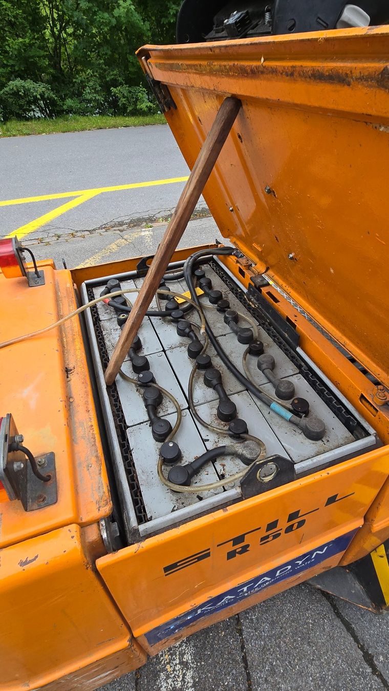 Still Gabelstapler & Hubwagen: Elektrostapler – Gebraucht aus Glarus von Ttool 5