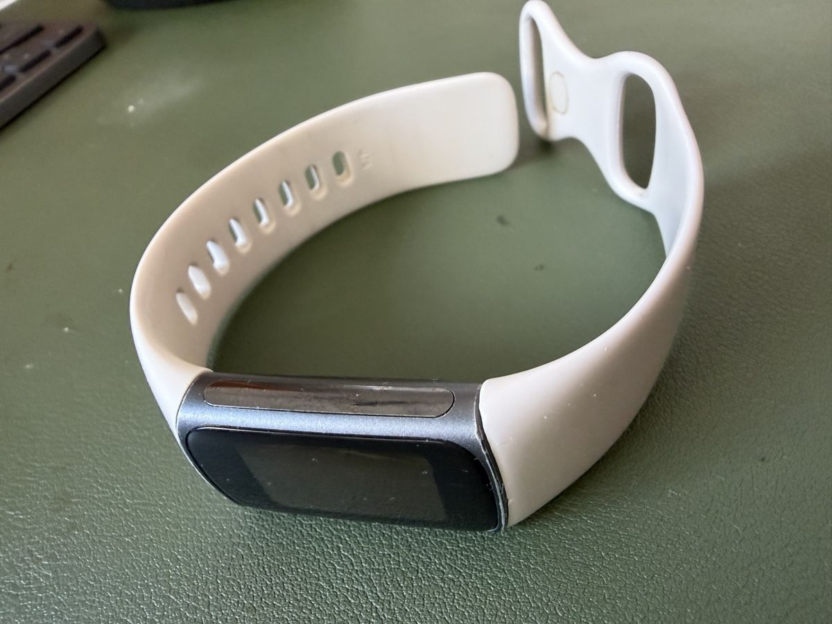 Fitbit Smartwatch: Fit bit Charge 5 – D'occasion à Zug par cp_creative 2