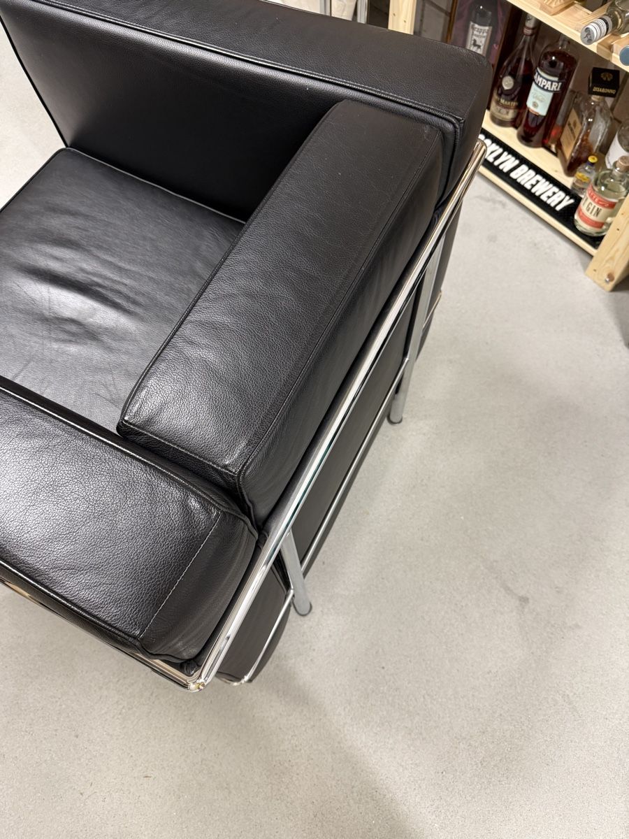 Le Corbusier Sessel: Le Corbusier Sessel – Gebraucht aus Wermatswil von SasCod 1