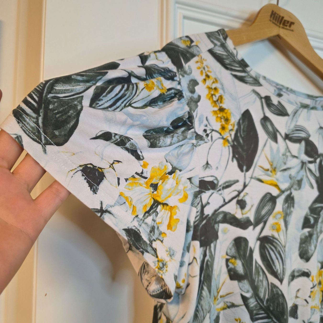 Camicette: Sommerbluse aus Viskose mit Blumenmuster L/XL – Usato da Wald ZH venduto da CapLux 4