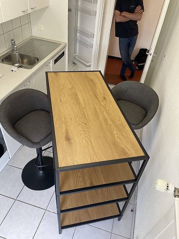 Jysk Tische: Bartisch + 2 Hocker – Gebraucht aus Davos Dorf von BenoitFichaux 2