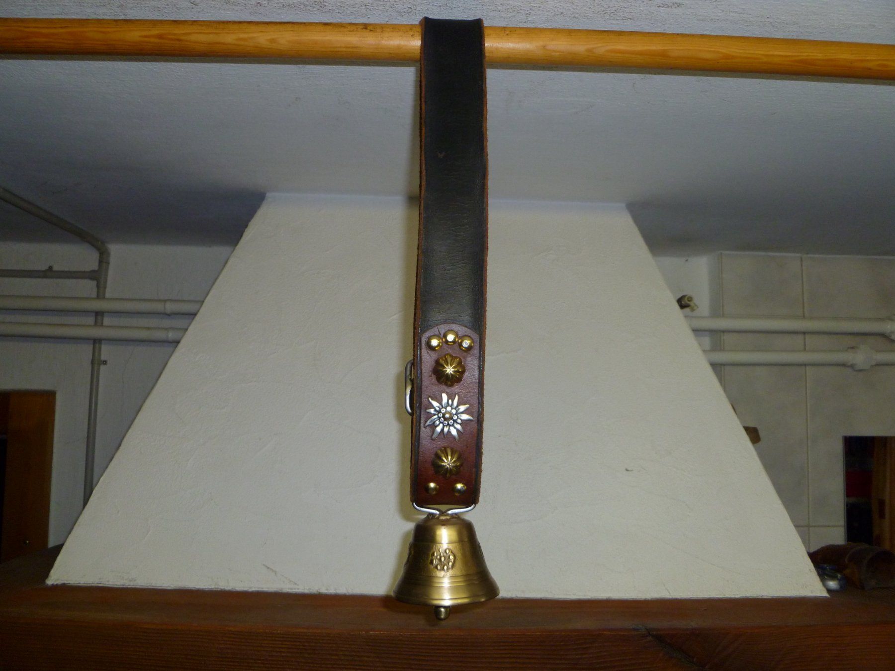 Campanacci mucche: schöne Rinderglocke – Usato da St. Niklaus VS venduto da Heischo69