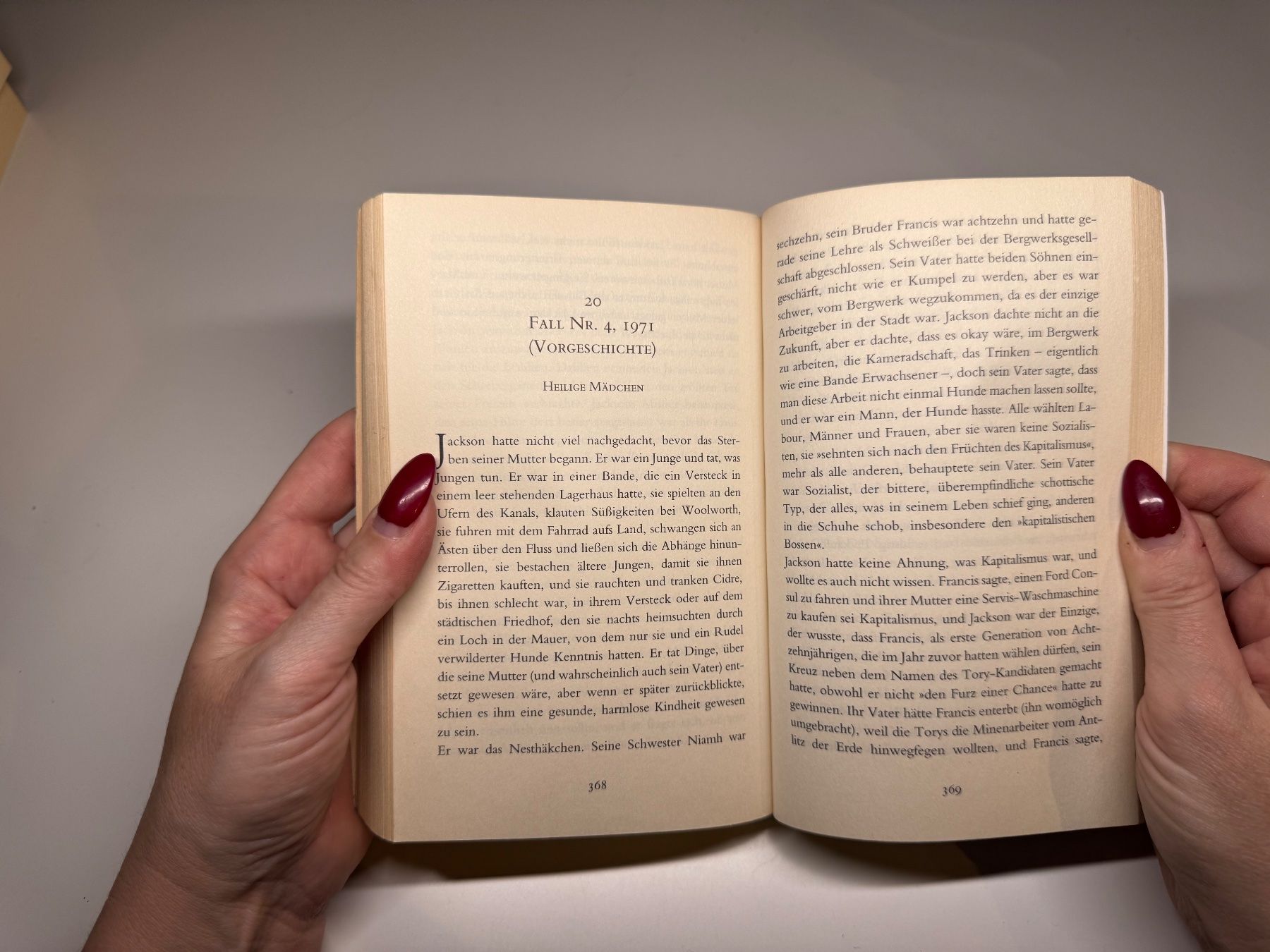 Libri: ROMAN: Kate Atkinson, Die vierte Schwester – Usato da Grosswangen venduto da Deutsche_Romane 8