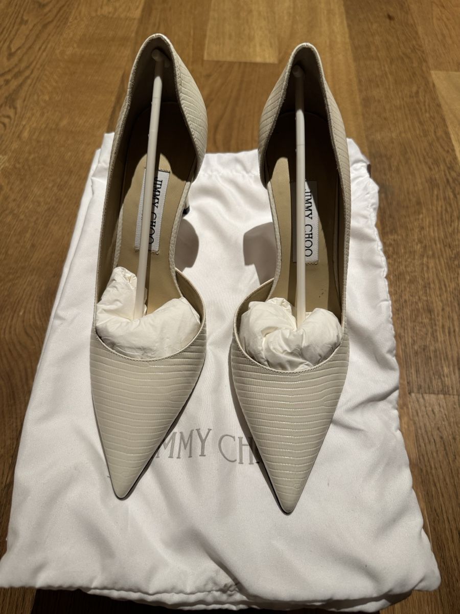 Jimmy Choo Scarpe da donna: Neue Jimmy Choo – Nuovo (secondo la descrizione) da Rotkreuz venduto da she_8nyq
