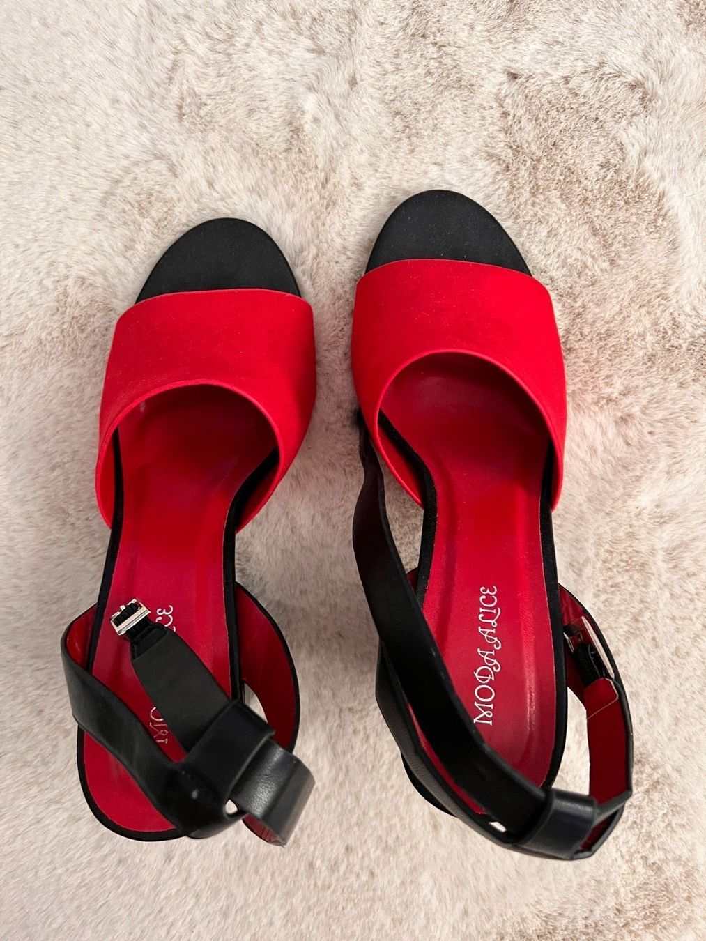 Scarpe da donna: Pumps – Usato da Egerkingen venduto da ear_k6fg 2