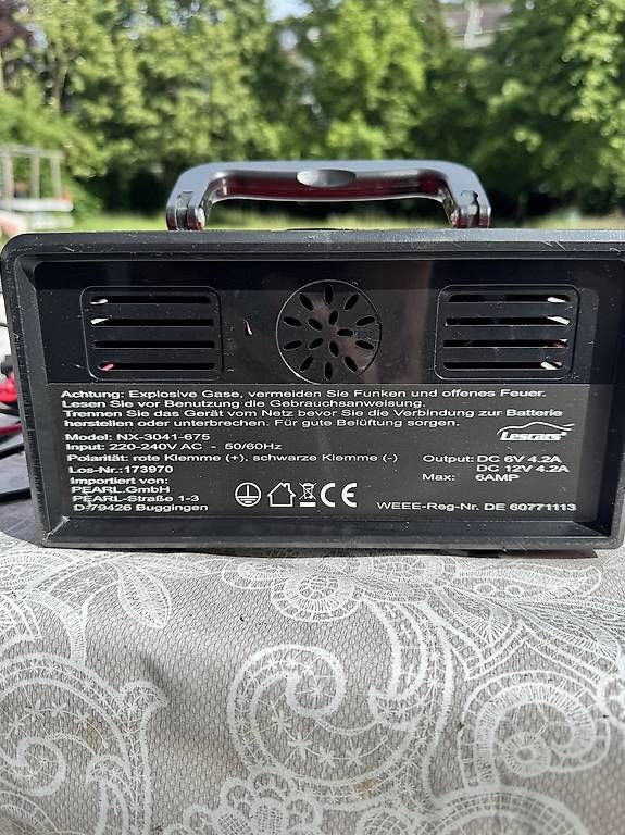 Batterie-Ladegeräte: Batterie Ladegerät – Gebraucht aus Balsthal von Kalii1 3