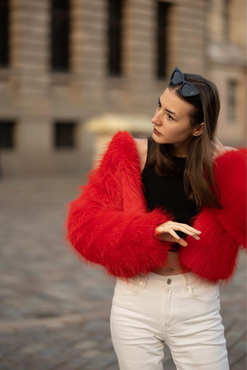 Vestes: Faux Fur Jacket Red size S/M condition new – Neuf (Voir description) à Basel par eka_v28r 1