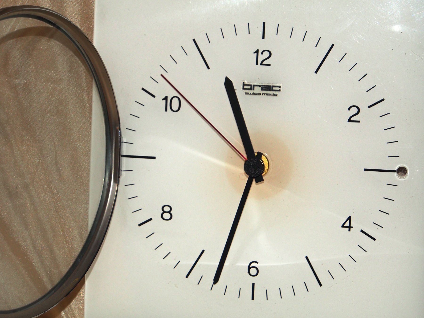 Orologi da terra & Orologi da parete: Horloge murale BRAC swiss made blanc 30cm – Difettoso da Ovronnaz venduto da Etagne68 4