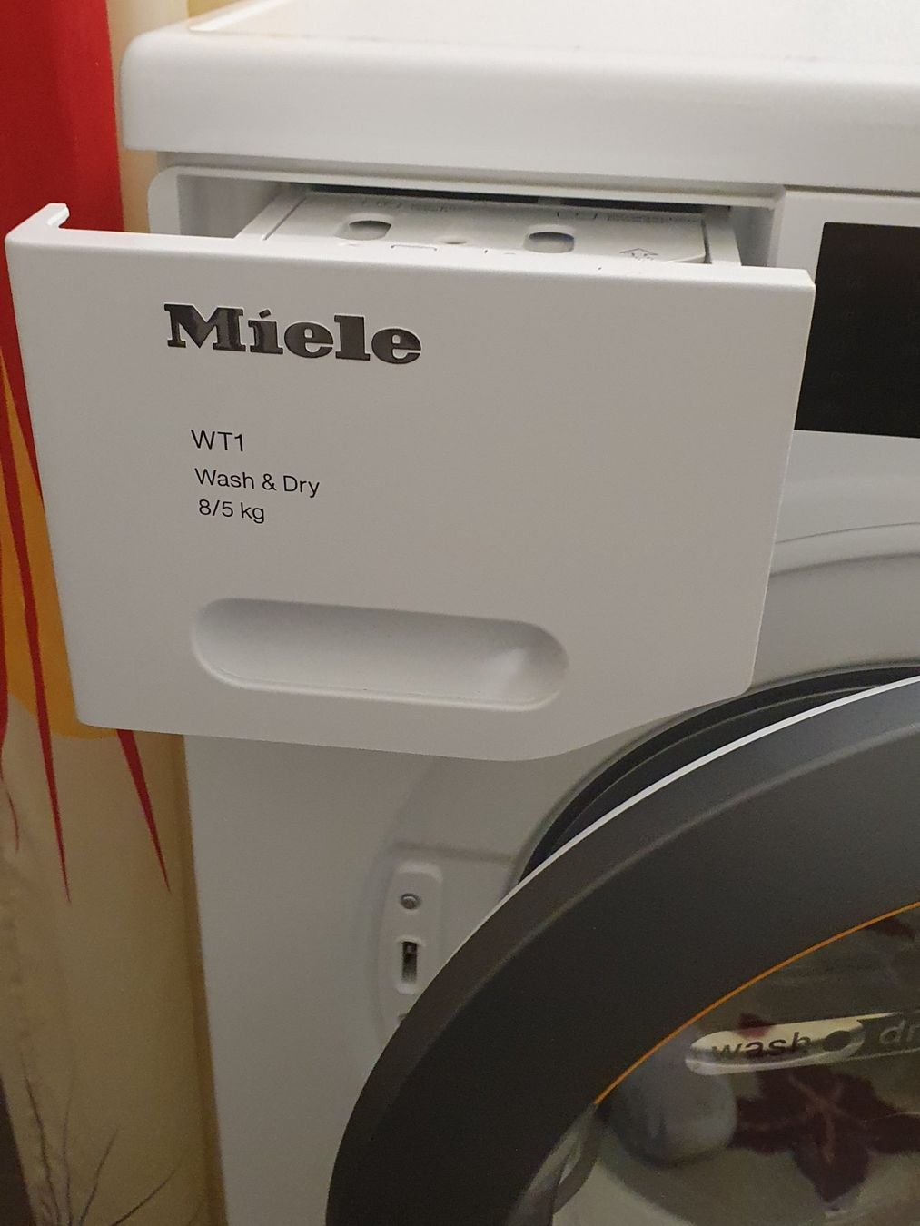 Miele Waschmaschinen: Miele Waschmaschine / Trockner kombiniert – Gebraucht aus Männedorf von gab_66q9 1
