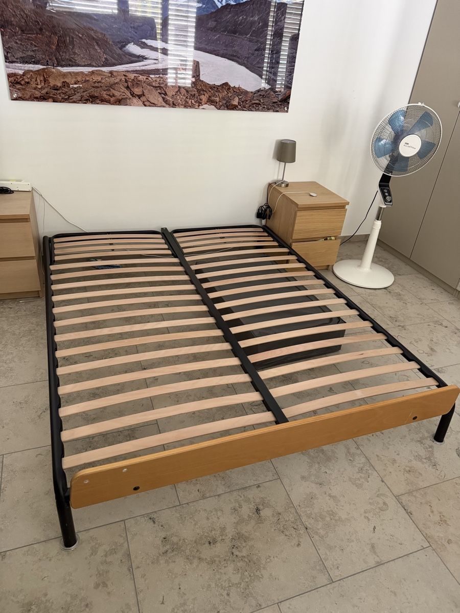 Letti: Bed frame with mattress – Usato da Zürich venduto da TheOneHerzausgold 1