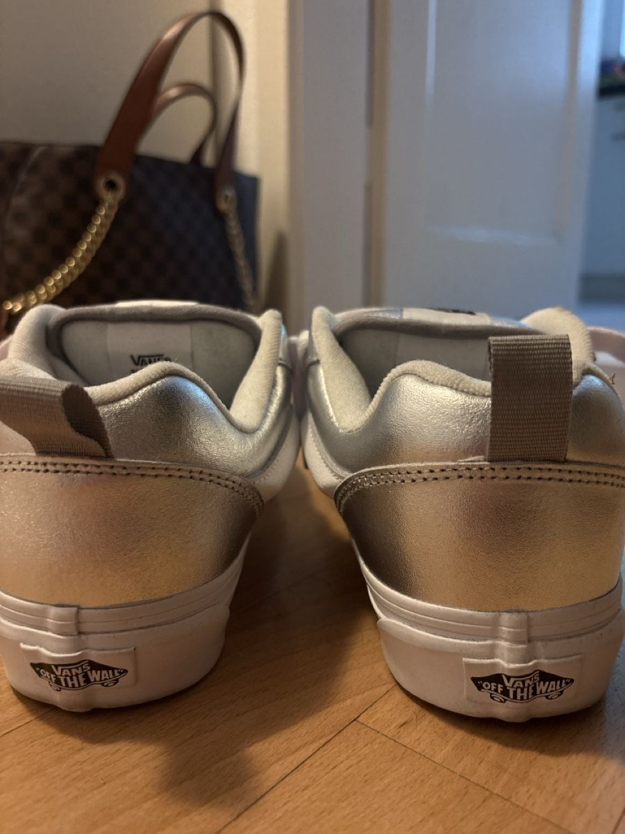 Vans Scarpe da donna: Vans Sneaker silber – Nuovo (secondo la descrizione) da Solothurn venduto da con_sk82 1