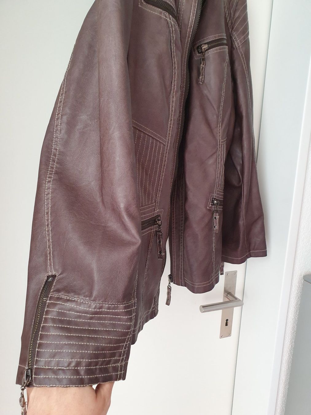 C&A Giacche: Leichte Kunstlederjacke von Canda Gr. 50 Braun – Usato da Zweidlen venduto da Shubli 2
