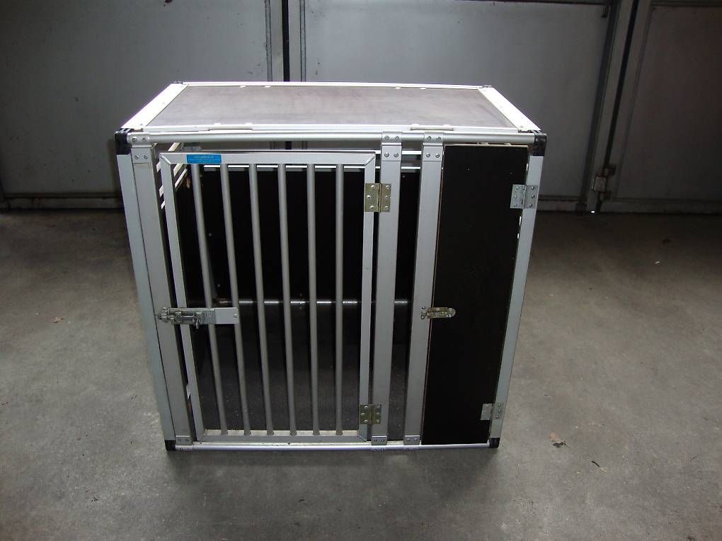 Käfige, Transport & Sicherheit: Hundebox – Gebraucht aus Bösingen von 211hd