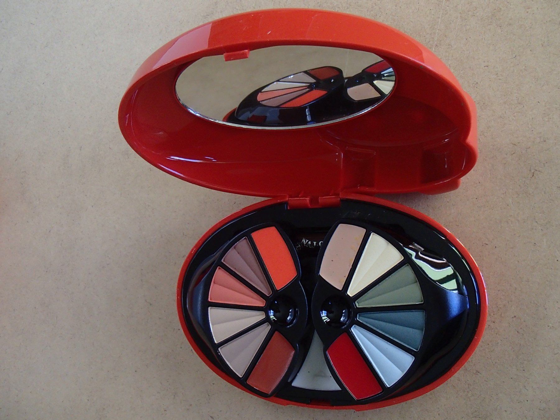 Make-up: Coffret Pritty Kitty von Naj-Oleari – Nuovo e nell'imballaggio originale da Schöfflisdorf venduto da pullux 5