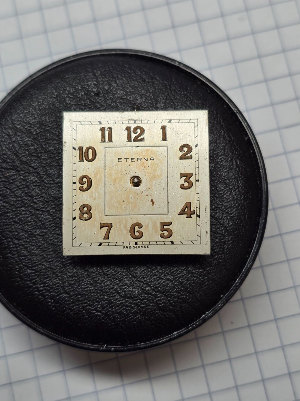 Eterna Orologi: Mouvement Eterna, calibre inconnu – Usato da Tramelan venduto da Nirdan