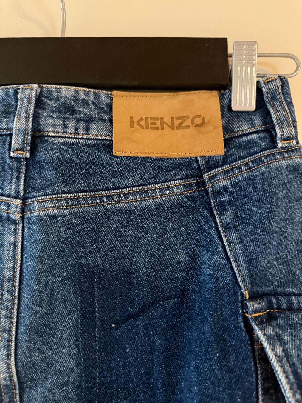 Kenzo Gonne: Kenzo mini denim skirt, 36 eur – Usato da Zürich venduto da kuz_mnn9 3