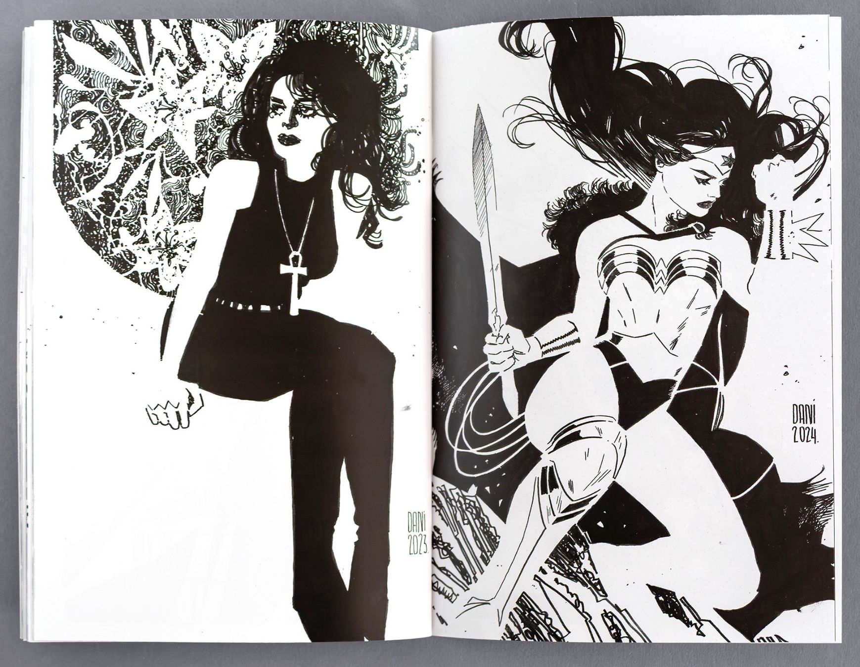 Comics: DANI STRIPS - INKBOUND II - SKETCHBOOK SIGNED RAVEN SKETCH – Neu (gemäss Beschreibung) aus St. Gallen von kobayashi-maru 7