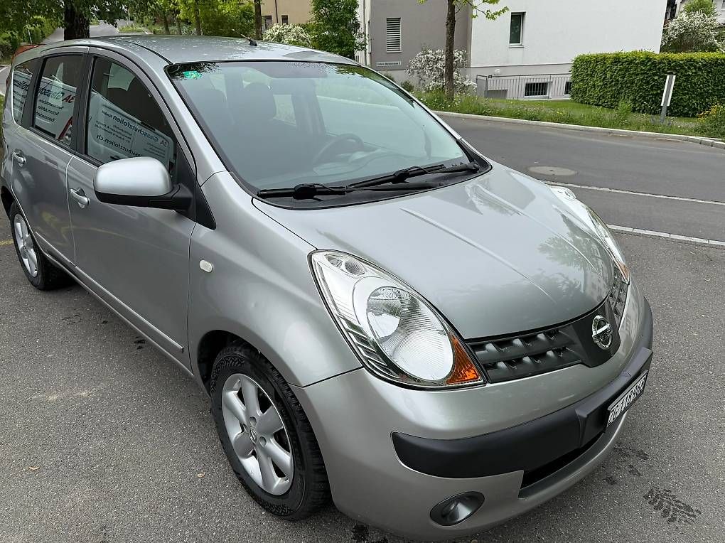 Nissan Automobili: Nissan Note 1.6 Benzin 110ps 172000km – Usato da Rotkreuz venduto da Neutroks 1