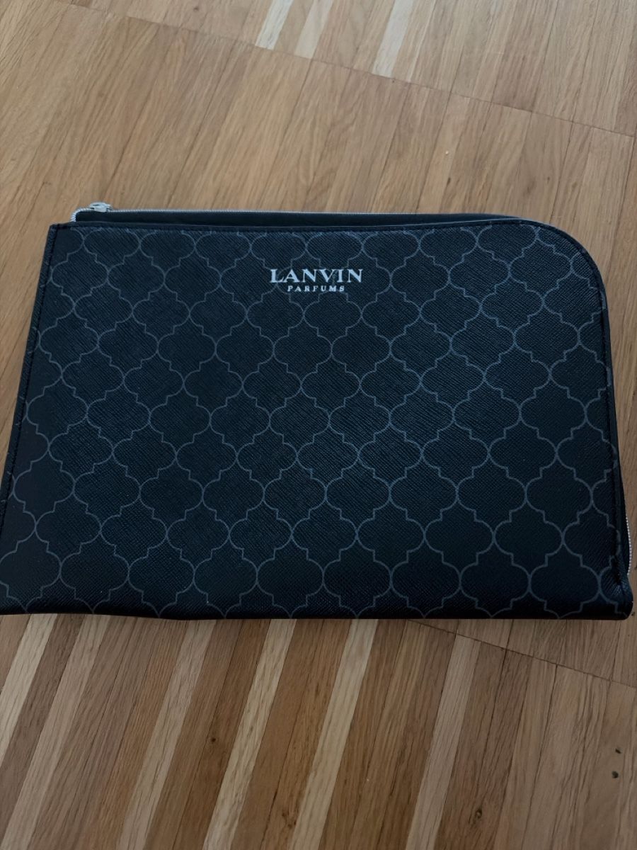 Lanvin Kosmetikkoffer: Lanvin Necessaire oder Täschchen – Neu (gemäss Beschreibung) aus Zürich von 123undesistdeins