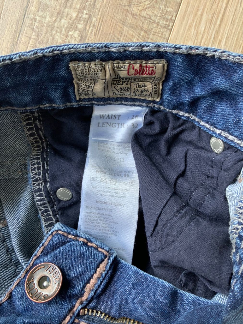 Pepe Jeans Jeans: Soccx Colette Gr. 28/32 – Gebraucht aus Einsiedeln von jojo2004 2