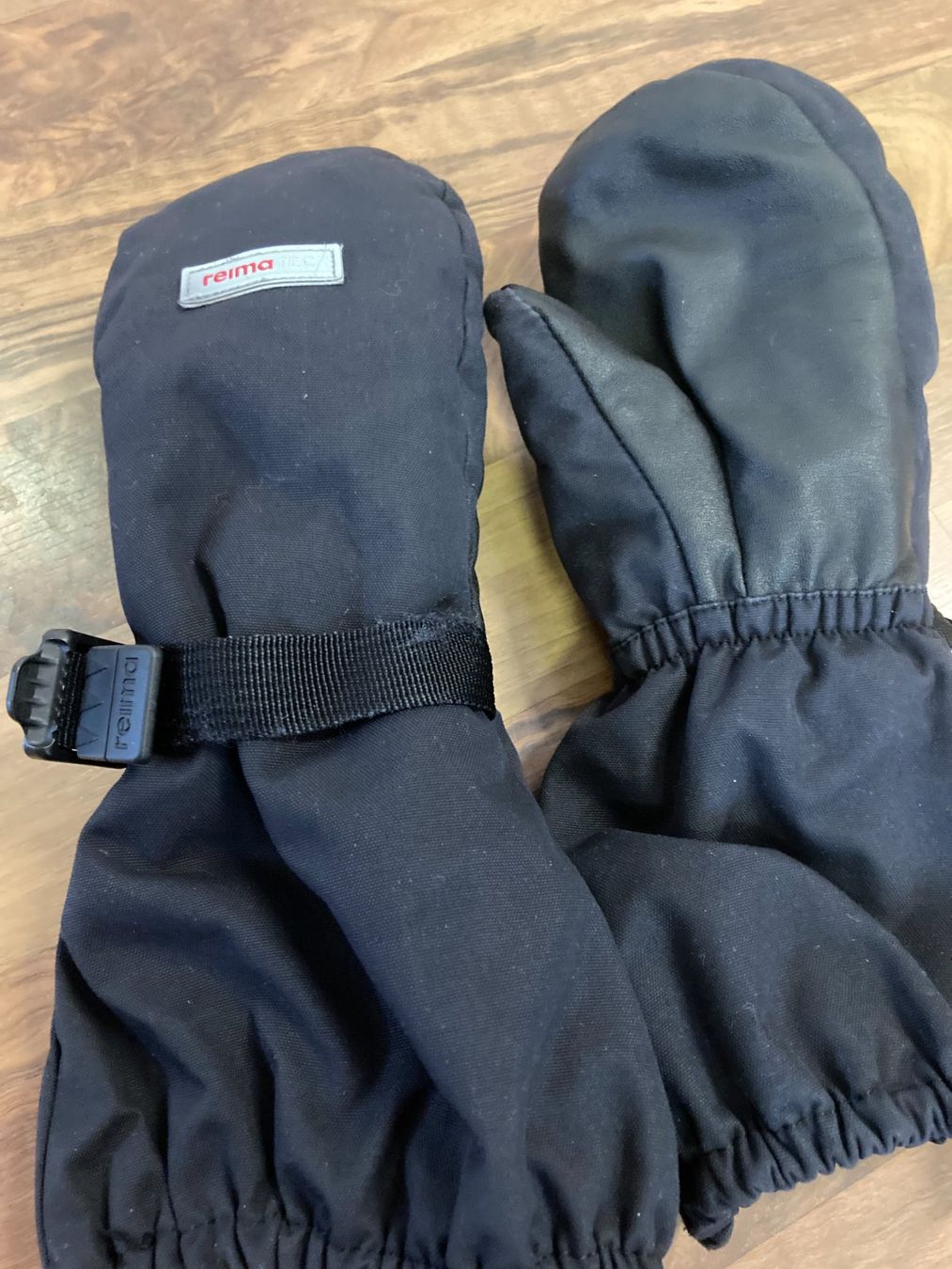 Reima Guanti: Reima Tec Handschuhe Fäustlinge Gr. 6 – Usato da Schötz venduto da Jekyll666