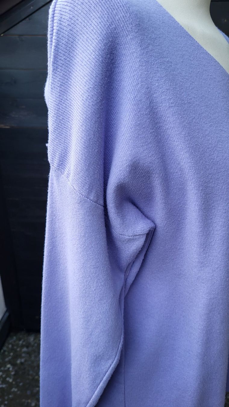 Maglioni & Felpe: Pull-over & pantalon  violet – Nuovo (secondo la descrizione) da Fribourg venduto da VictoriaShop7 6
