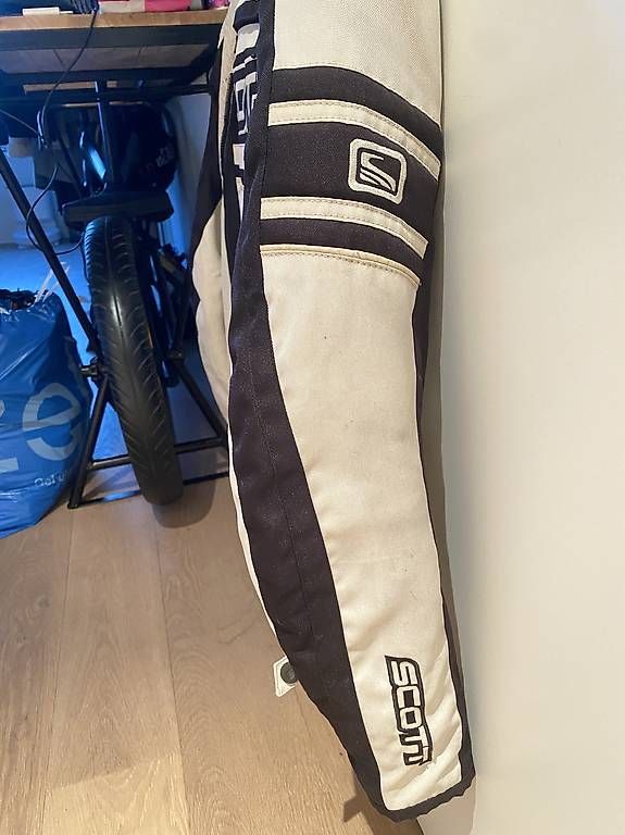 Giacche: SCOTT Motorradjacke Gr. M  mit Rückenprotektor – Usato da Gisikon venduto da Jen_03 2