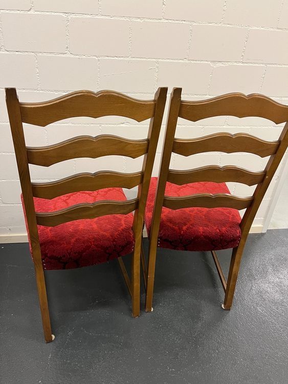 Chaises: Stühle alt – D'occasion à Galgenen par fri_cgc7 2