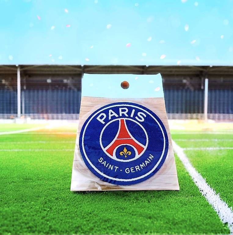 Plaquettes & Badges: PSG patch football badge – D'occasion à Colombier VD par Xzbit