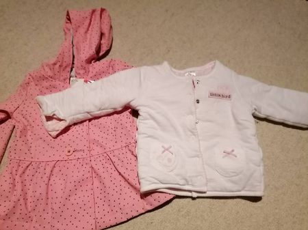 Veste fille 6 mois et6 à 9 mois