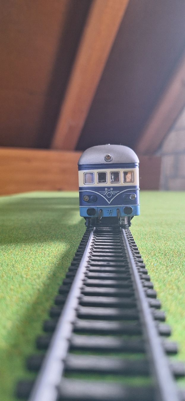 Kleinbahn Modelleisenbahnen: Kleinbahn Schneltriebwagen ÖBB VT 5045 – Gebraucht aus Arnegg von Skippy2.0 1