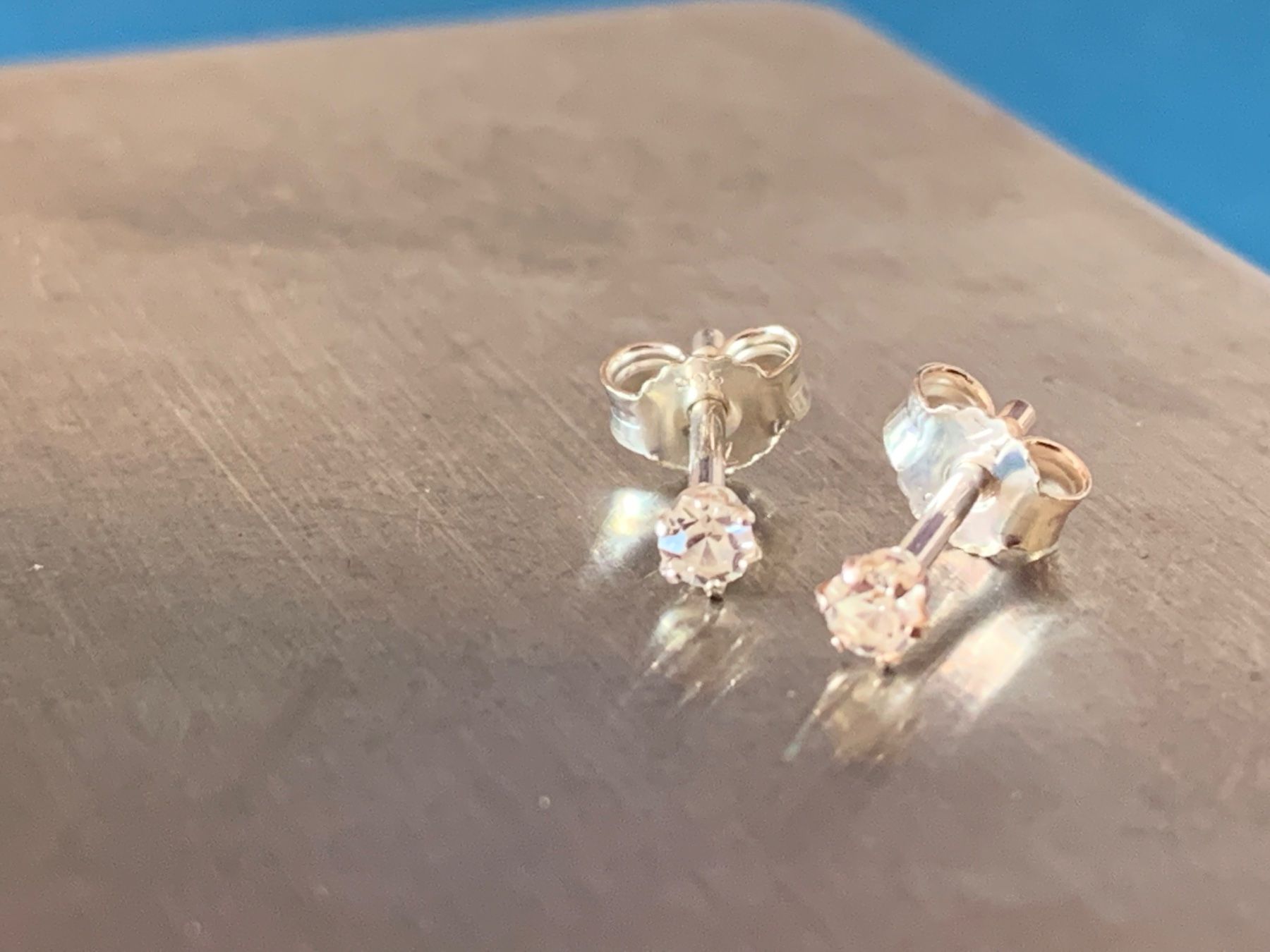 Ohrringe & -stecker: Silber-ohrstecker weiss (6kant) – Gebraucht aus Dittingen von Bijoubelle 2