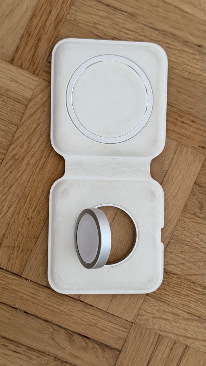 Apple Ladegeräte: Chargeur Apple MagSafe Duo – Gebraucht aus meyrin von aar_g8xm 2