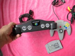 N-64 Set mit Spiel ein top Retrogeschenk