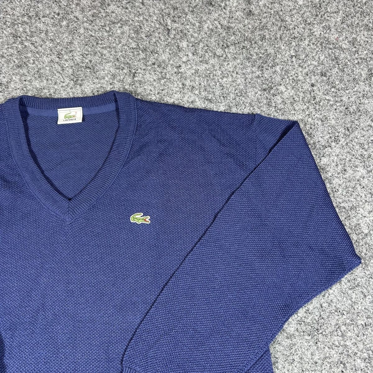 Lacoste Maglioni & Felpe: Lacoste knit vintage  – Nuovo (secondo la descrizione) da La Sagne NE venduto da Matlasape 1